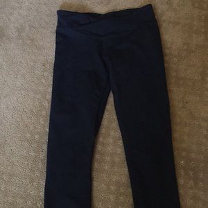 3/4 Fabletics Cross Leggings